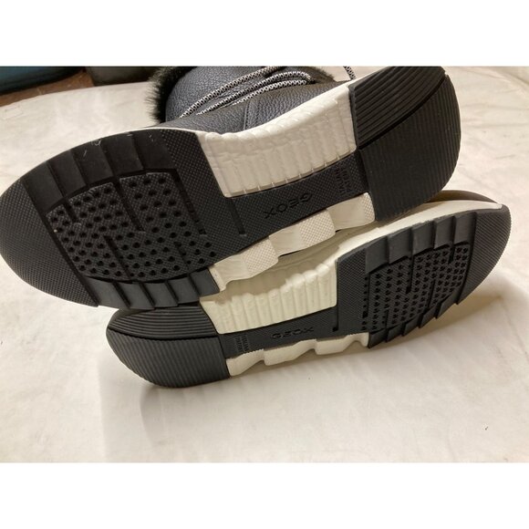 Geox Womens Black Ankle  Shoe Boot Size 7 US 37 EUR  Brand New - Picture 3 of 7